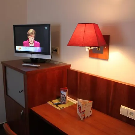 酒店 斯泰因佛德巴斯克酒店 Wietzendorf