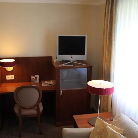 Buskes Steinfoerde Hotel 3*