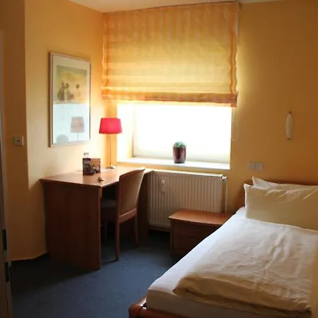 斯泰因佛德巴斯克酒店 3*