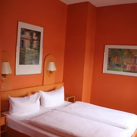 酒店 斯泰因佛德巴斯克酒店