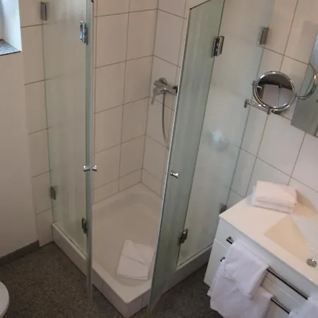 Buskes Steinfoerde 3*