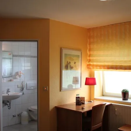 酒店 斯泰因佛德巴斯克酒店 3*