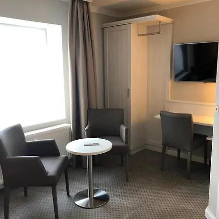 Buskes Steinfoerde Hotel 3*